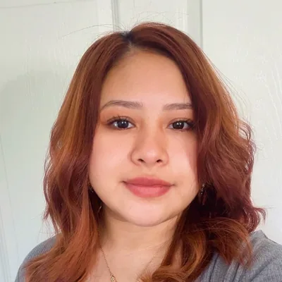 Viviana, Men's Cut And Fade Specialist at Eddy's Beauty Salon